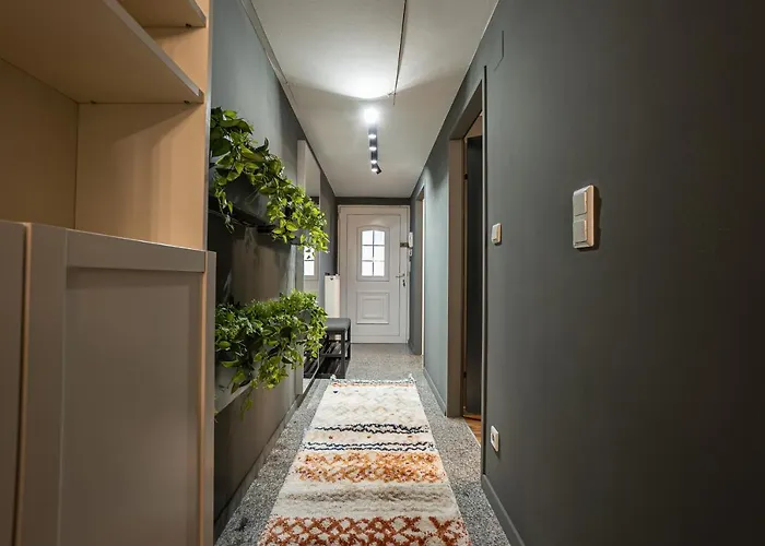 Brand-new Double Bedroom דירה וינה